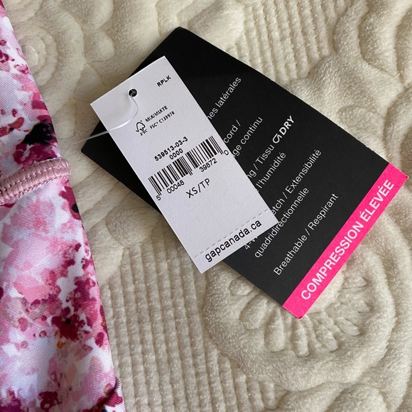 NWT Gap Fit crop pants - Picture 5 of 5